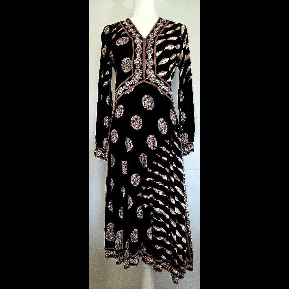 Emilio Pucci Vintage 1960s Black Abstract Silk Dress